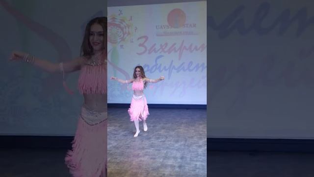 Виктория Антипчук, Захарит собирает друзей, школа танцев АМБЕРЛИ смотреть онлайн