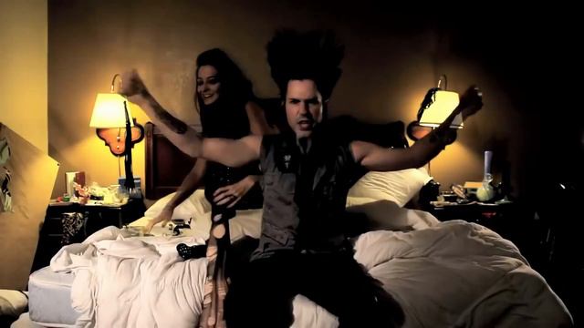 Wayne Static - Assassins Of Youth Official (Uncensored) - 4K Remastered смотреть онлайн