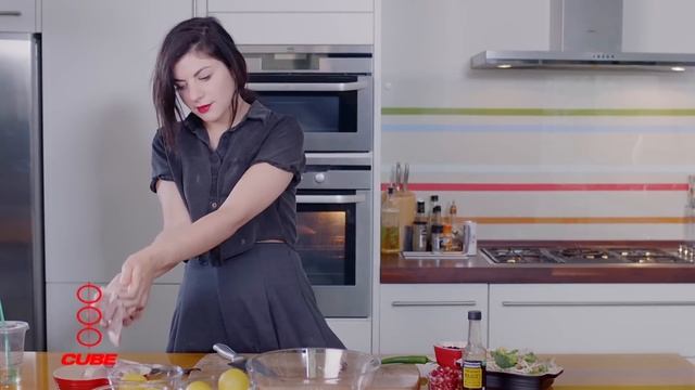 Pop Cube Trailer 2 - GFOTY's Grab The Chicken смотреть онлайн