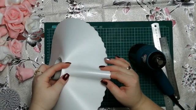 МК Красивая юбочка из изолона для букета.светильник из изолона. смотреть онлайн