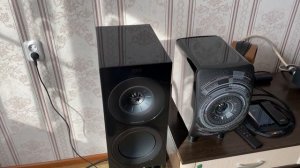 Обзор KEF R3
