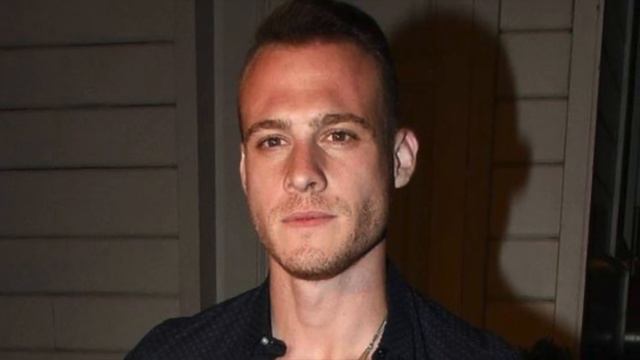 The letter that made Kerem Bürsin cry смотреть онлайн
