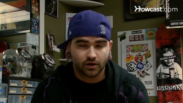 How to Take Care of a Nipple Piercing | Body Piercings смотреть онлайн