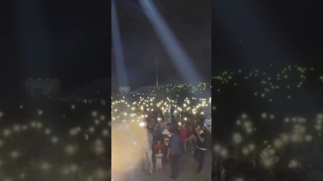 Shohruhxon muxlislari bilan | Шохруххон мухлислари билан 2024 смотреть онлайн