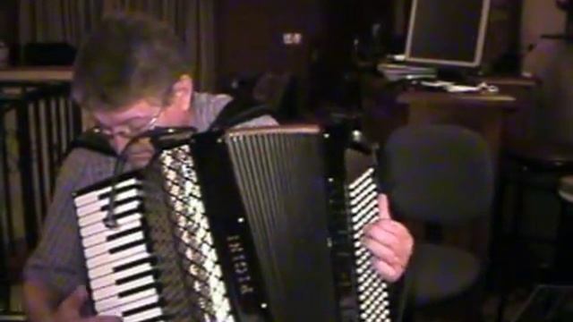 Serenata de acordeones. Hugo. Acordeón Pigini Super King. Micrófonos Akg смотреть онлайн