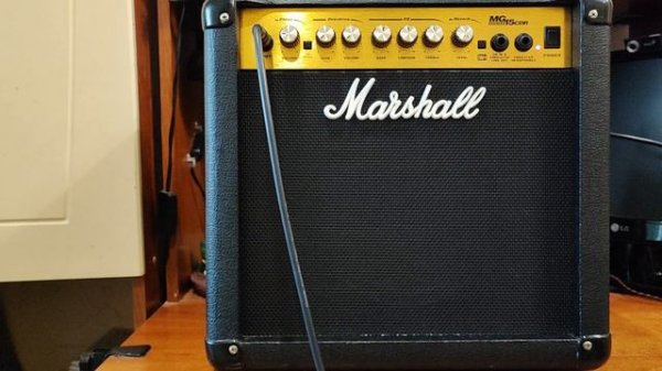 Marshall MG 15 CDR пример звучания.mp4