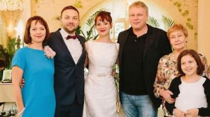 ТОЛЬКО ВЗГЛЯНИТЕ! Кто жена и как выглядят 2 дочерей актера Сергея Жигунова?