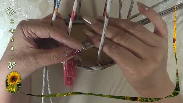 Cisne, cestería con papel periódico 1a parte смотреть онлайн