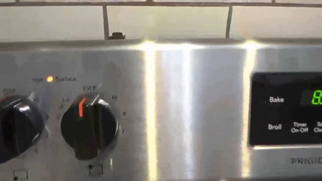 Видео для сестрички ОБЗОР НОВОЙ ЭЛЕКТРОПЛИТЫ FRIGIDARE С КЕРАМИЧЕСКОЙ ПОВЕРХНОСТЬЮ смотреть онлайн