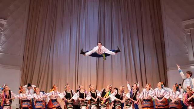Український гопак у виконанні троїстих музик смотреть онлайн