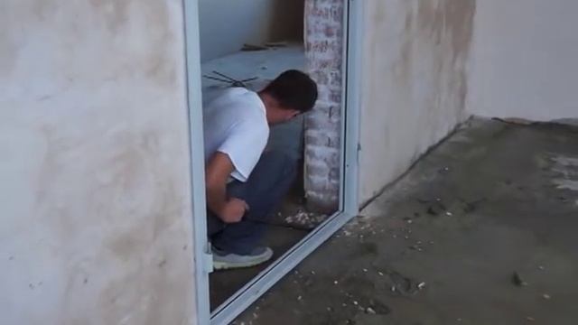 Ровно год назад в городе Донецке стартовало строительство новой школы смотреть онлайн