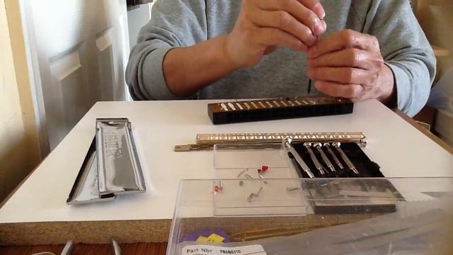 Disassembling the Hohner Super 64 Chromonica 280 Chromatic смотреть онлайн