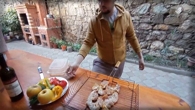 ШАШЛЫК в КАВКАЗСКОЙ ПЛЕННИЦЕ / АЛУШТА КРЫМ 2021 смотреть онлайн