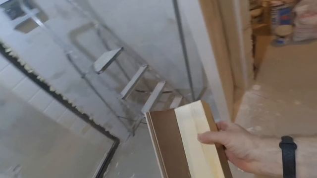 Супер мощные жидкие гвозди Point 96 для поклейки ламината! БЬЮ МОЛОТКОМ! смотреть онлайн