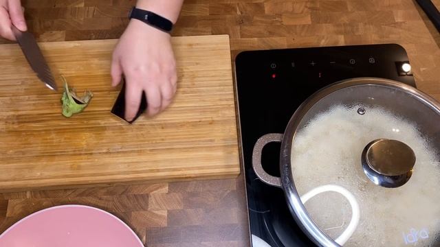 Как приготовить супер рассыпчатый рис?! Для этого его достаточно перед приготовлением обжарить. смотреть онлайн