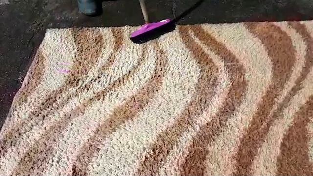 Как почистить ковер до состояния НОВОГО? Лучше любой химчистки. Проверенный временем способ смотреть онлайн