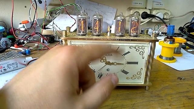 часы на газоразрядных индикаторах своими руками. 5 версия. смотреть онлайн