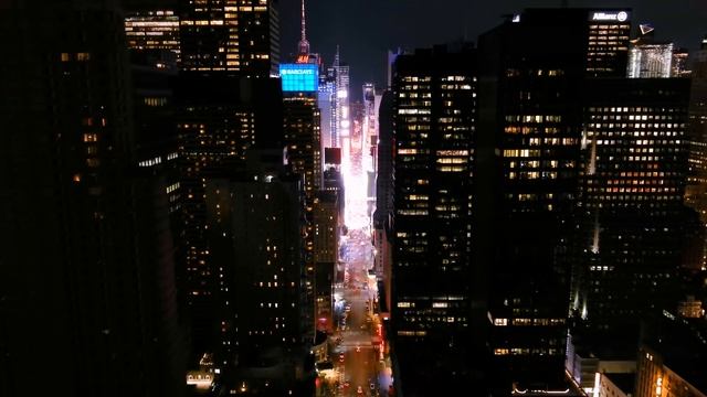 New York City Cinematic Aerials - June 2021 смотреть онлайн