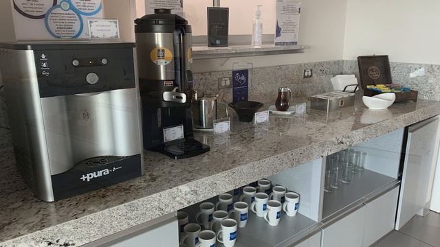 VIP Santamaria Lounge at San Jose International Airport Costa Rica SJO смотреть онлайн