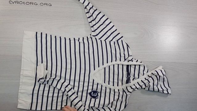 06120 Sweatshirts Light (Тонковки М/Ж )№1 13,35 кг 8,40€ за кг 66ед смотреть онлайн