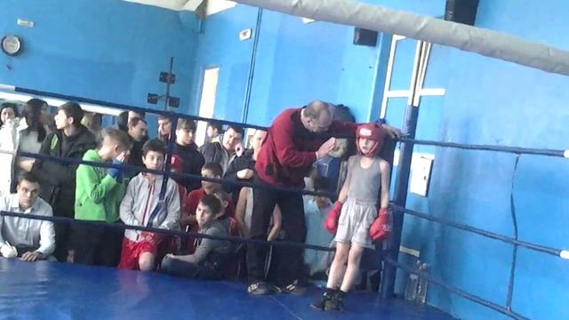 Андрей Бондарь(синий угол)7лет смотреть онлайн