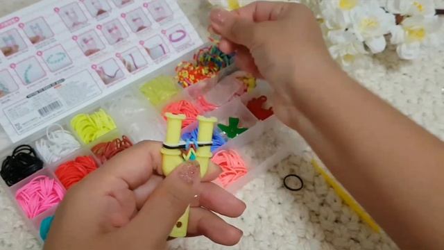 БРАСЛЕТЫ ИЗ РЕЗИНОК/КАК СДЕЛАТЬ БРАСЛЕТ? / БРАСЛЕТЫ ДЛЯ ДЕВОЧЕК смотреть онлайн