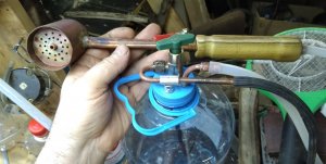 Генератор бензиновых паров для большой горелки..