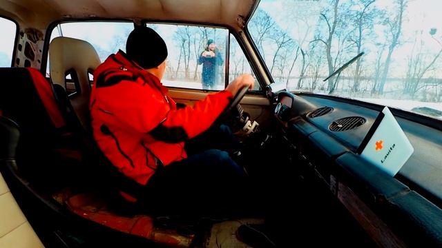 Дали угла, нырнули в кювет! Хороший викенд как не крути! смотреть онлайн