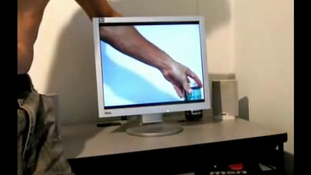 Cool Monitor Illusion! смотреть онлайн