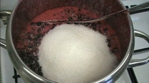 ВАРЕНЬЕ ЖЕЛЕ ИЗ ЧЕРНОЙ СМОРОДИНЫ ЗА ПЯТЬ МИНУТ. КАК СВАРИТЬ ВАРЕНЬЕ ИЗ СМОРОДИНЫ.