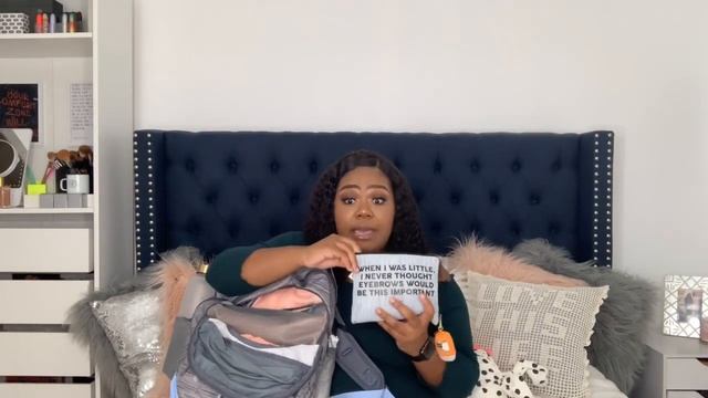 What’s in my Backpack 2019 | College Edition | Mikalah смотреть онлайн