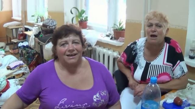 У дуба старого трава не скошена-Все внутри переворачивается от этой песни.