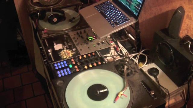 NeW / NOUVEAUTE Dj.Ac-Majestic - Deep House (Mix Live)  2013 / 2014 Winter