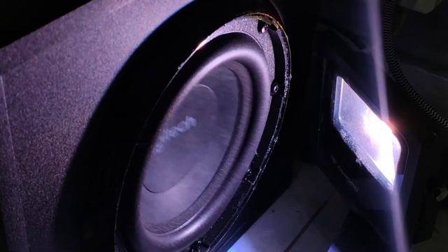 LOGITECH Z623 BASS TEST (MyStonerMind song) смотреть онлайн