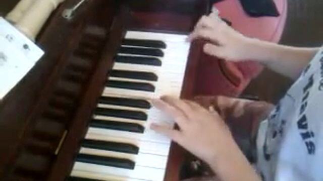 Intro to AC/DC Thunderstruck on the Piano смотреть онлайн