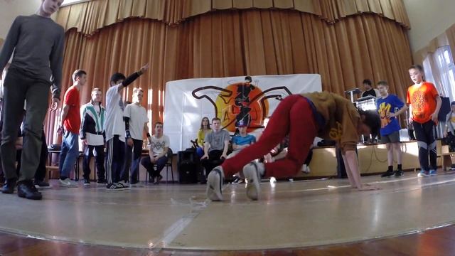 Rhythm crew vs Язык тела (третий круг) / Южные Горизонты 2014 смотреть онлайн