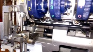 Оверлок Brother не подымает лапку