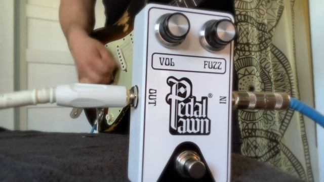 PEDAL PAWN FUZZ! KILLER HENDRIX,SRV, SAYCE TONES смотреть онлайн