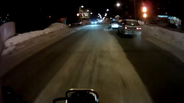 Покатушки Екат на работу с вознесенской 31_12_2010.MOV смотреть онлайн