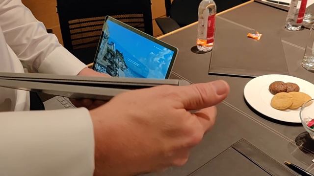 Microsoft Surface Laptop & Surface Book 2 First Look | Digit.in смотреть онлайн