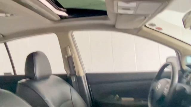 Nissan Tiida смотреть онлайн