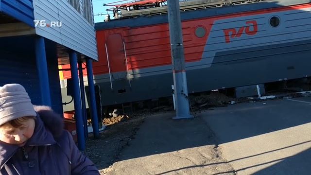 В Ярославском районе поезд сошёл с рельс смотреть онлайн