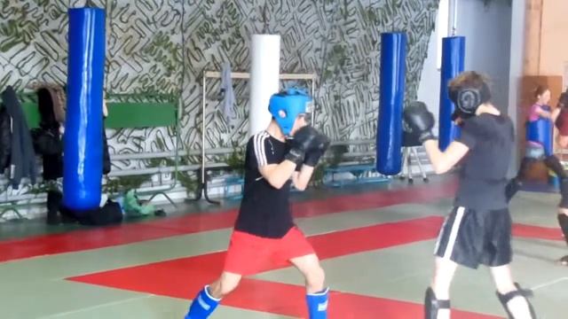 Девушки на спариге рукопашный бой смотреть онлайн