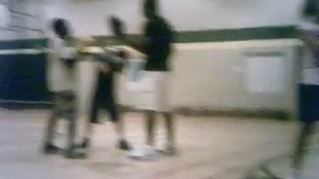 Troy Ross teaching once voice one team boxing.avi смотреть онлайн