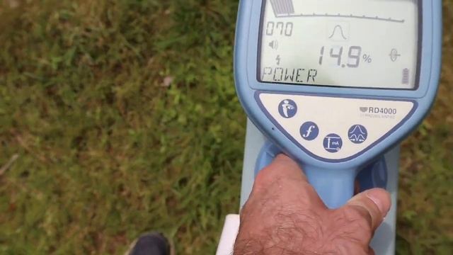 Dry well construction:using radio detection unit to find underground power line смотреть онлайн
