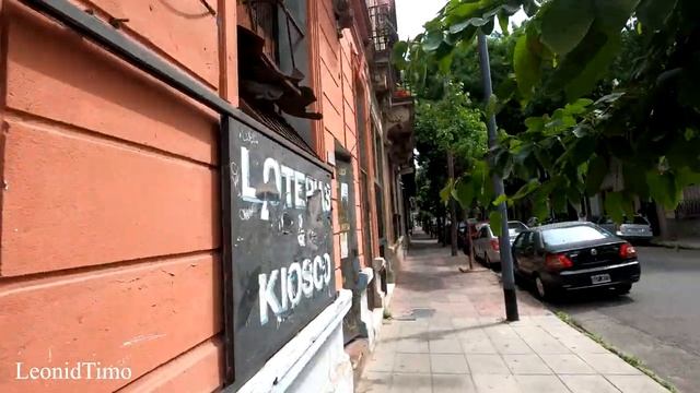 Кафешка которую я построил / Район FLORES в Буэнос Айресе смотреть онлайн