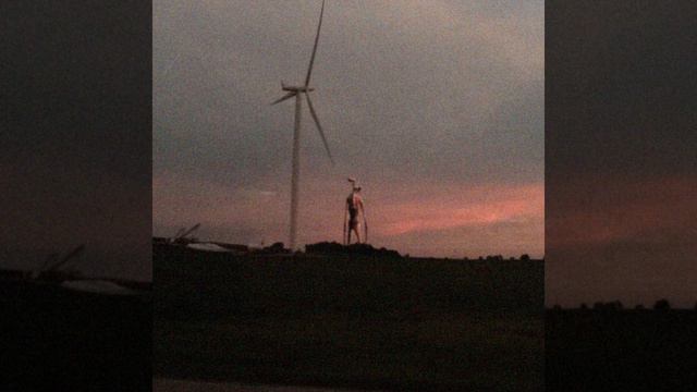 Siren Head Sound смотреть онлайн