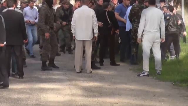 Кизляр. Беспредел ОМОНа не имеет границ! смотреть онлайн