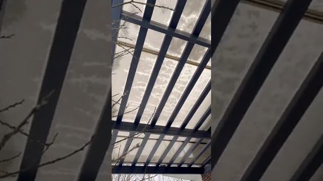 Обзор первого большого дизайнерского навеса #навесыобзор #навесымосква #навесы