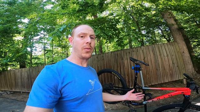 Maxxis Rekon 2.6” and 2.4” on my Marin Rift Zone смотреть онлайн